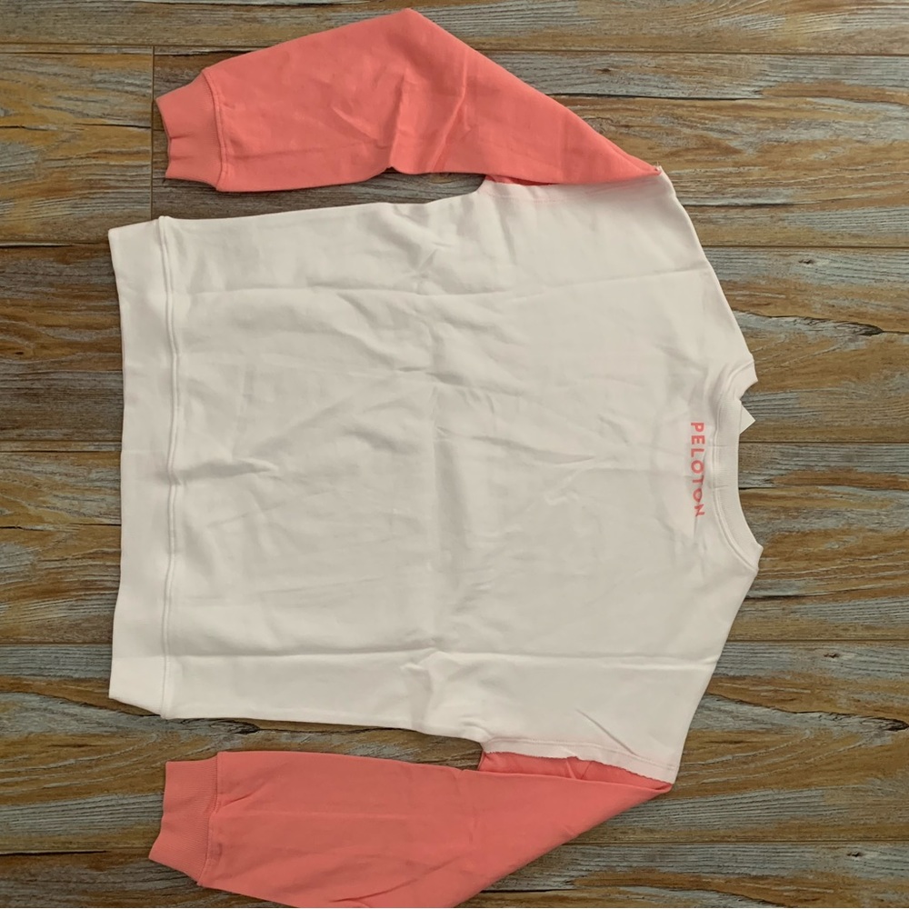 Peloton unwind pullover sweater. New with tags